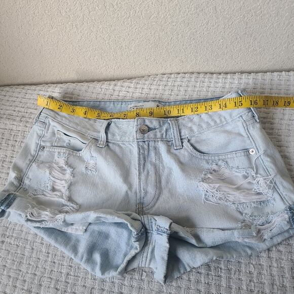 American Eagle Outfitters Blue Distressed Jean Shorts Size 8 29W - Picture 11 of 11